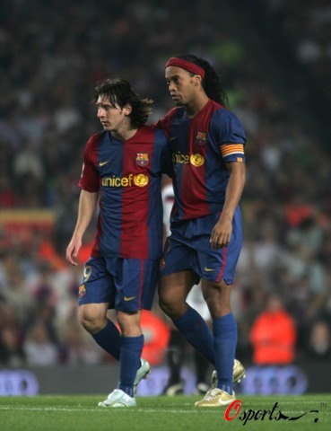 球掩护始终 球掩护始终