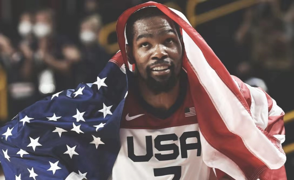 季曾有亮眼 季曾有亮眼