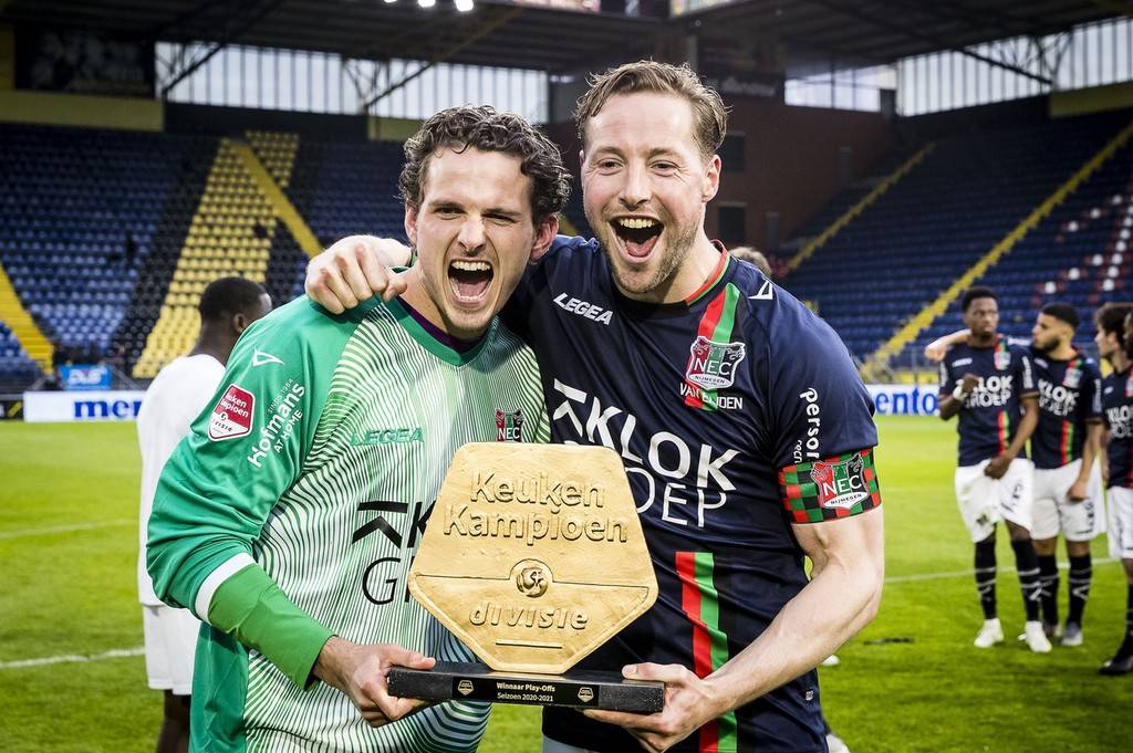 曼城外租球 曼城外租球